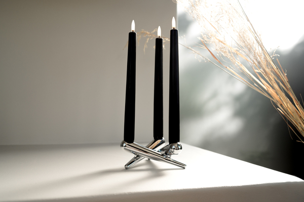 Kronelys sort liggende